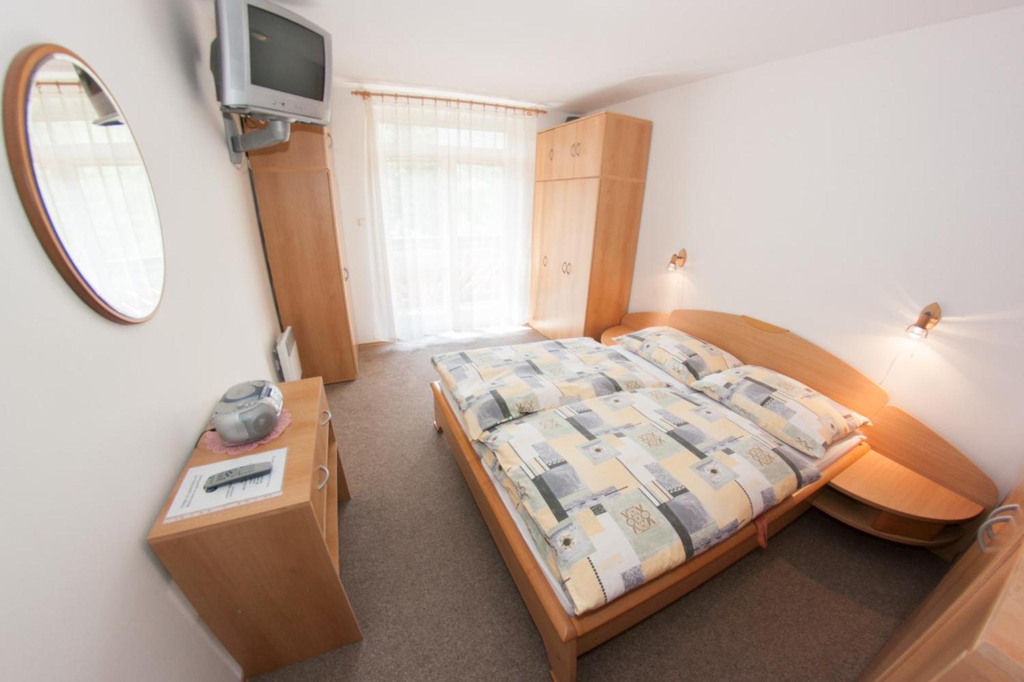 Family Apartments Spiezovec Dóval Kültér fotó